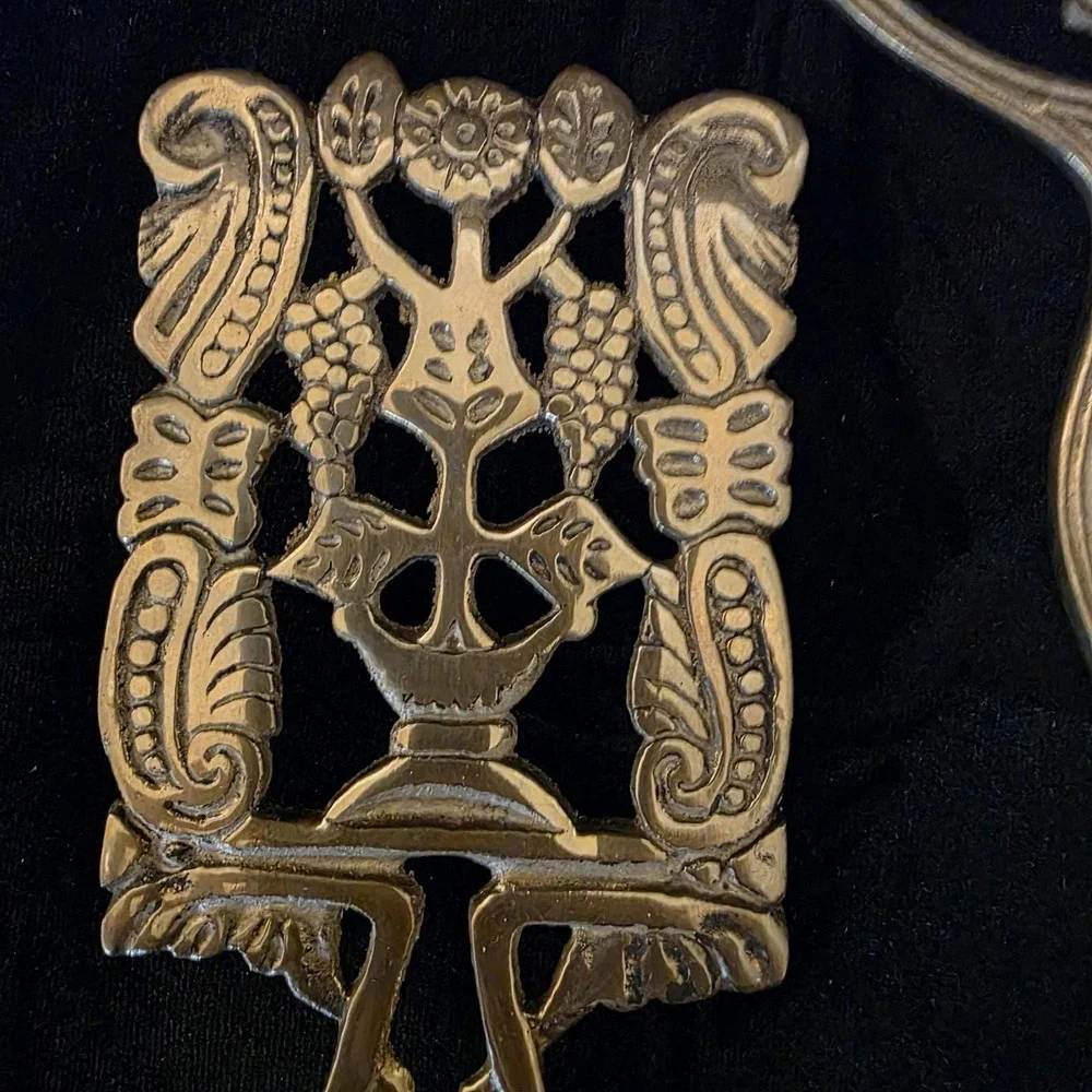 Vintage Ornate Brass‎ Trivets, Set of 3. 1 Snowflake 2 Egyptian Leaves